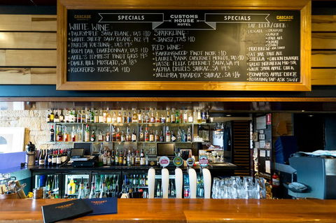 Customs House Hotel - ACT Tourism 7