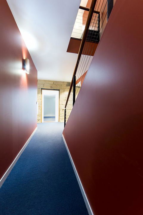 Customs House Hotel - ACT Tourism 8