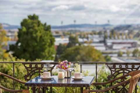 Coach House Launceston - ACT Tourism 27