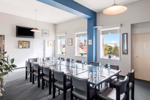 Coach House Launceston - ACT Tourism 34