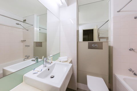 Best Western Plus Launceston - ACT Tourism 10