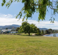 Riverfront Motel  Villas - ACT Tourism