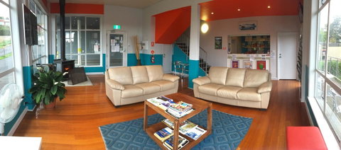 Waterfront Lodge Motel - ACT Tourism 20