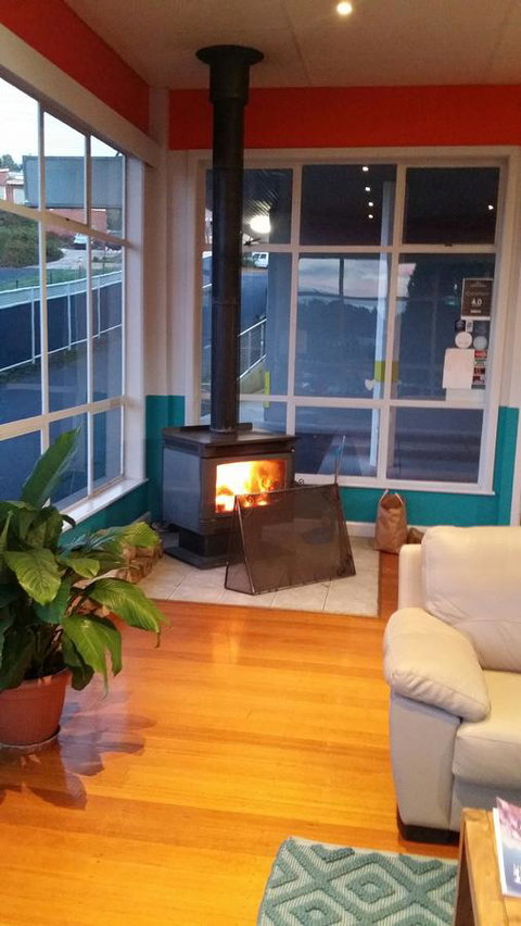 Waterfront Lodge Motel - ACT Tourism 34