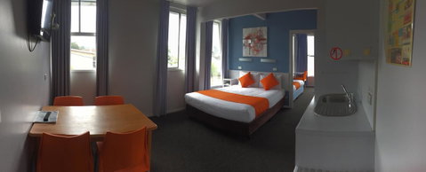 Waterfront Lodge Motel - ACT Tourism 42
