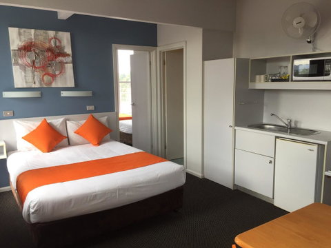 Waterfront Lodge Motel - ACT Tourism 40
