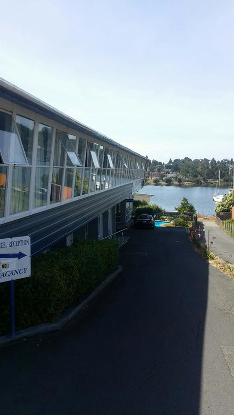 Waterfront Lodge Motel - ACT Tourism 18