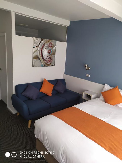 Waterfront Lodge Motel - ACT Tourism 13