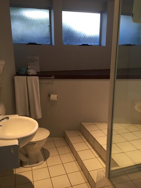 Waterfront Lodge Motel - ACT Tourism 38