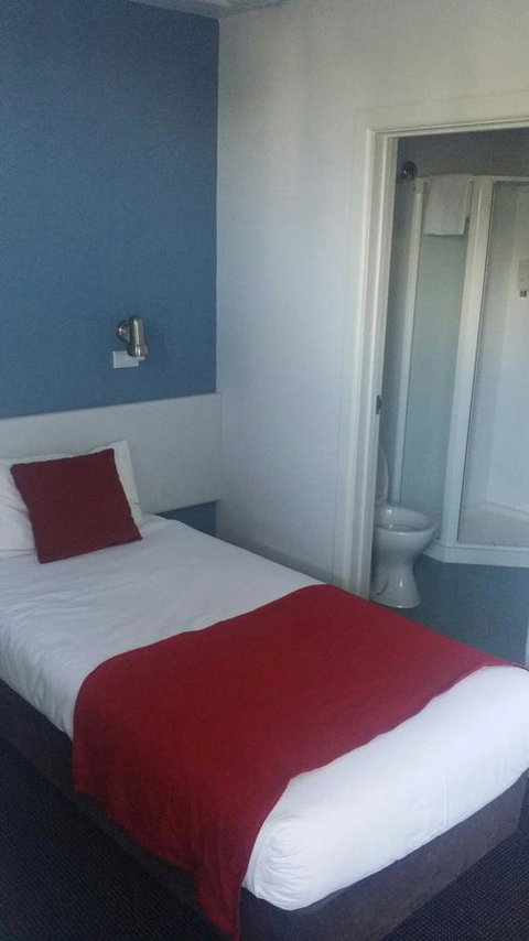 Waterfront Lodge Motel - ACT Tourism 39