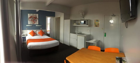 Waterfront Lodge Motel - ACT Tourism 35