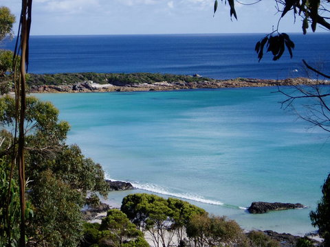 Seascape Beach House - ACT Tourism 11