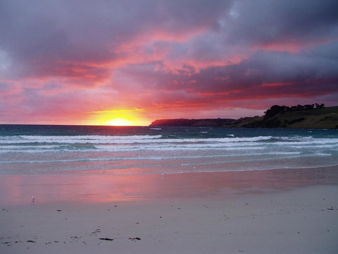 Seascape Beach House - ACT Tourism 14