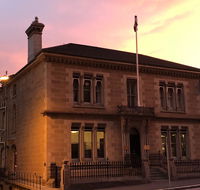 Macquarie Manor Hotel - ACT Tourism