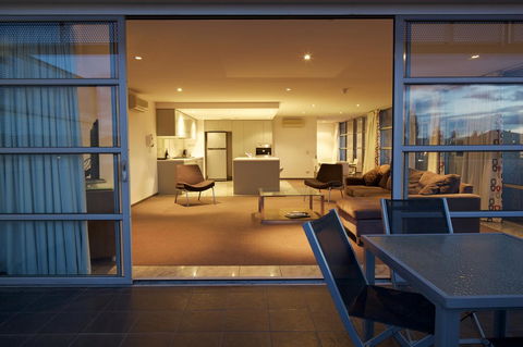 Zero Davey Boutique Apartment Hotel - ACT Tourism 10