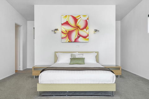 Sunset Bay Escape - ACT Tourism 15