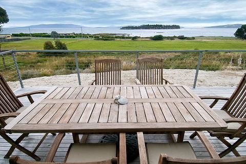 Sunset Bay Escape - ACT Tourism 35