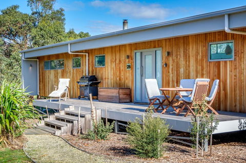 Sunset Bay Escape - ACT Tourism 24