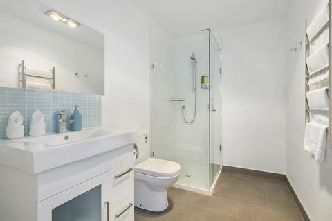 Sunset Bay Escape - ACT Tourism 11