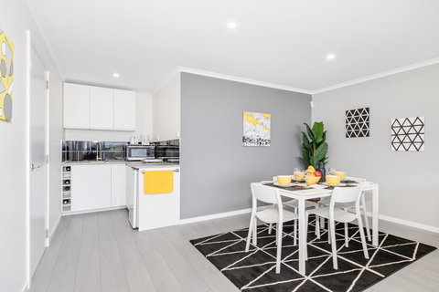 Views Forever - Devonport - ACT Tourism 7