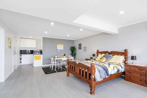 Views Forever - Devonport - ACT Tourism 6