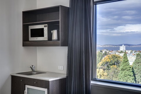 Travelodge Hotel Hobart - ACT Tourism 3