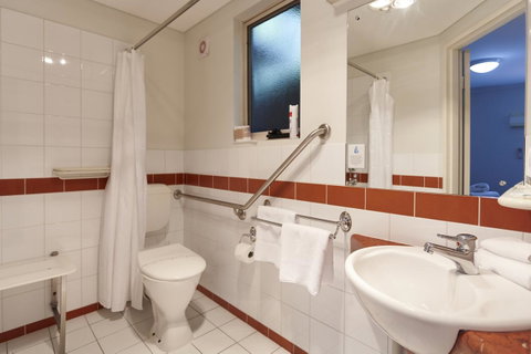 Elphin Serviced Apartments - ACT Tourism 32