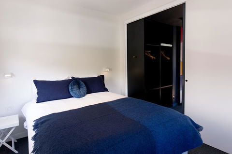 105 Mac Unique Apartments - ACT Tourism 18