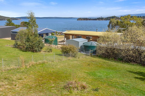 Omaroo Cottage Bruny Island - ACT Tourism 13