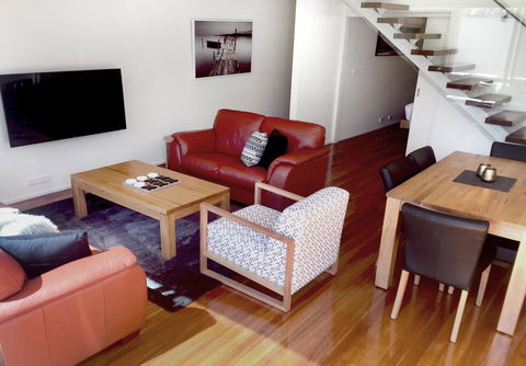 Sullivans Cove Apartments - ACT Tourism 37
