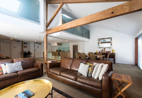 Sullivans Cove Apartments - ACT Tourism 10