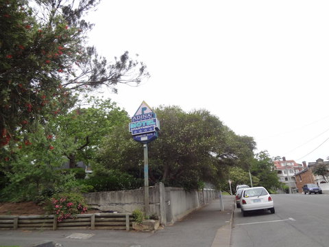 Adina Place Motel Apartments - ACT Tourism 37