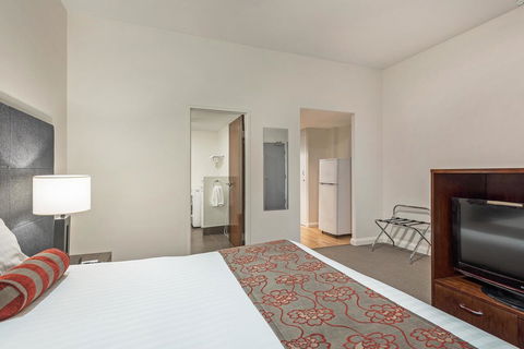 Mantra One Sandy Bay Road - ACT Tourism 13