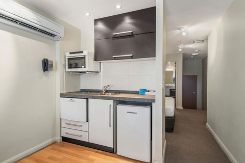 Mantra One Sandy Bay Road - ACT Tourism 25