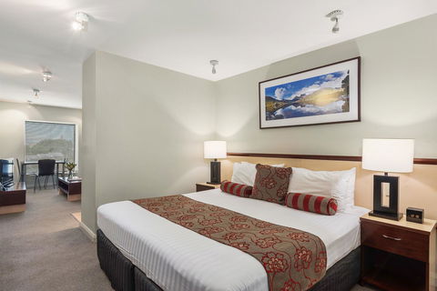 Mantra One Sandy Bay Road - ACT Tourism 26