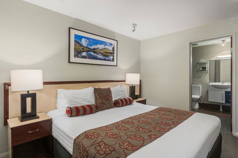 Mantra One Sandy Bay Road - ACT Tourism 31