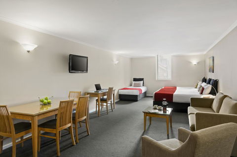 Hobart Waterfront Apartments - ACT Tourism 3
