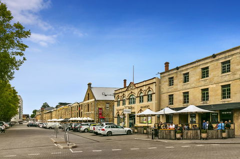 Hobart Waterfront Apartments - ACT Tourism 15