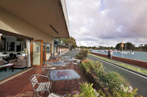 The Waterfront Wynyard - ACT Tourism 3