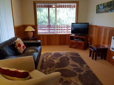 Driftwood Strahan Villas - ACT Tourism 13