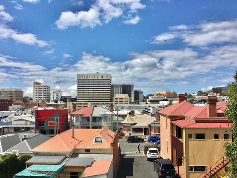 Hobart Inner City Apartment - ACT Tourism 13