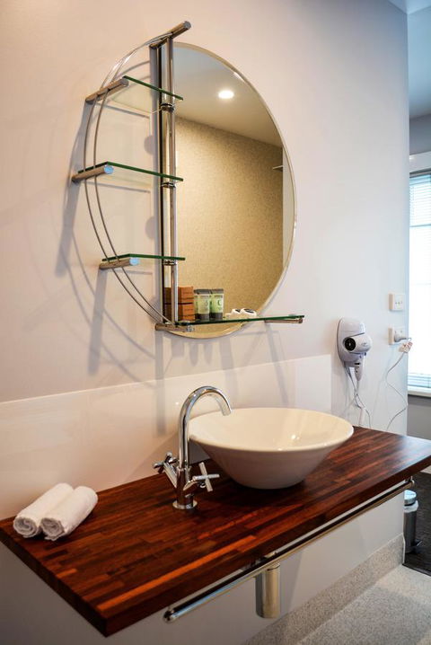 Heathfield Apartments - ACT Tourism 9