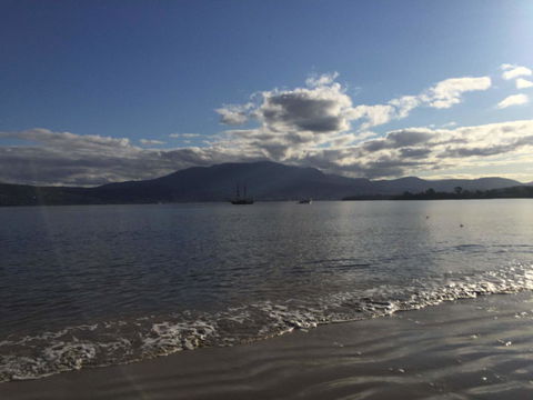 Driftwood-Cottage - ACT Tourism 24