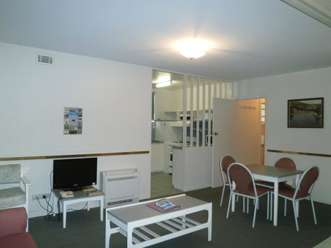 Parklane Motel - ACT Tourism 33