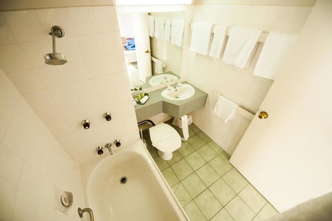 Parklane Motel - ACT Tourism 17