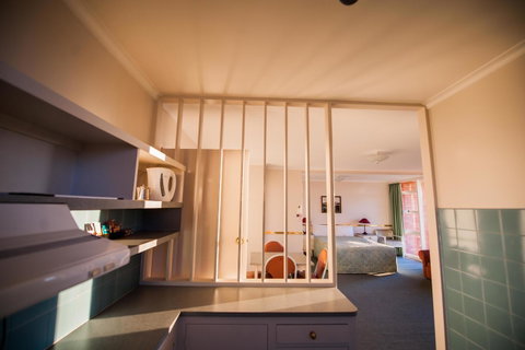 Parklane Motel - ACT Tourism 4