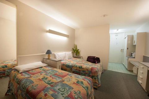 Parklane Motel - ACT Tourism 12
