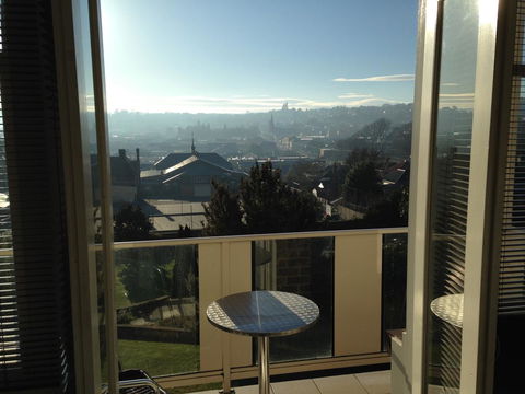 Auldington Hotel - ACT Tourism 15