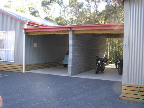 The Crays Accommodation - ACT Tourism 14