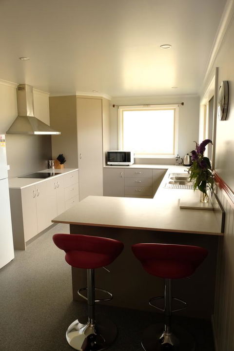 The Crays Accommodation - ACT Tourism 17